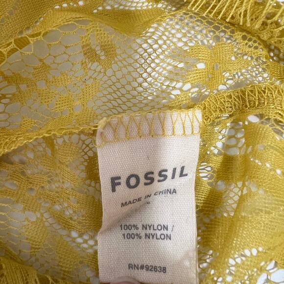 Fossil Yellow Lace Sheer Blouse Short Sleeve Top Size Small - Picture 6 of 7